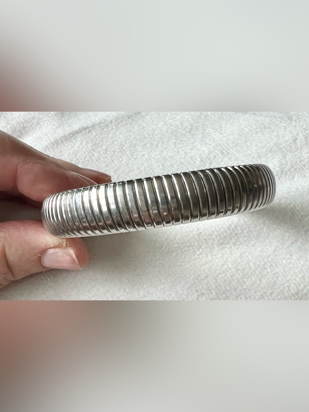 Silver Ribbed Bangle Bracelet - Picture 4 of 7